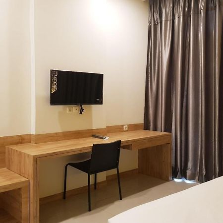 Oyo 90015 Platinum Guest House 메단 외부 사진